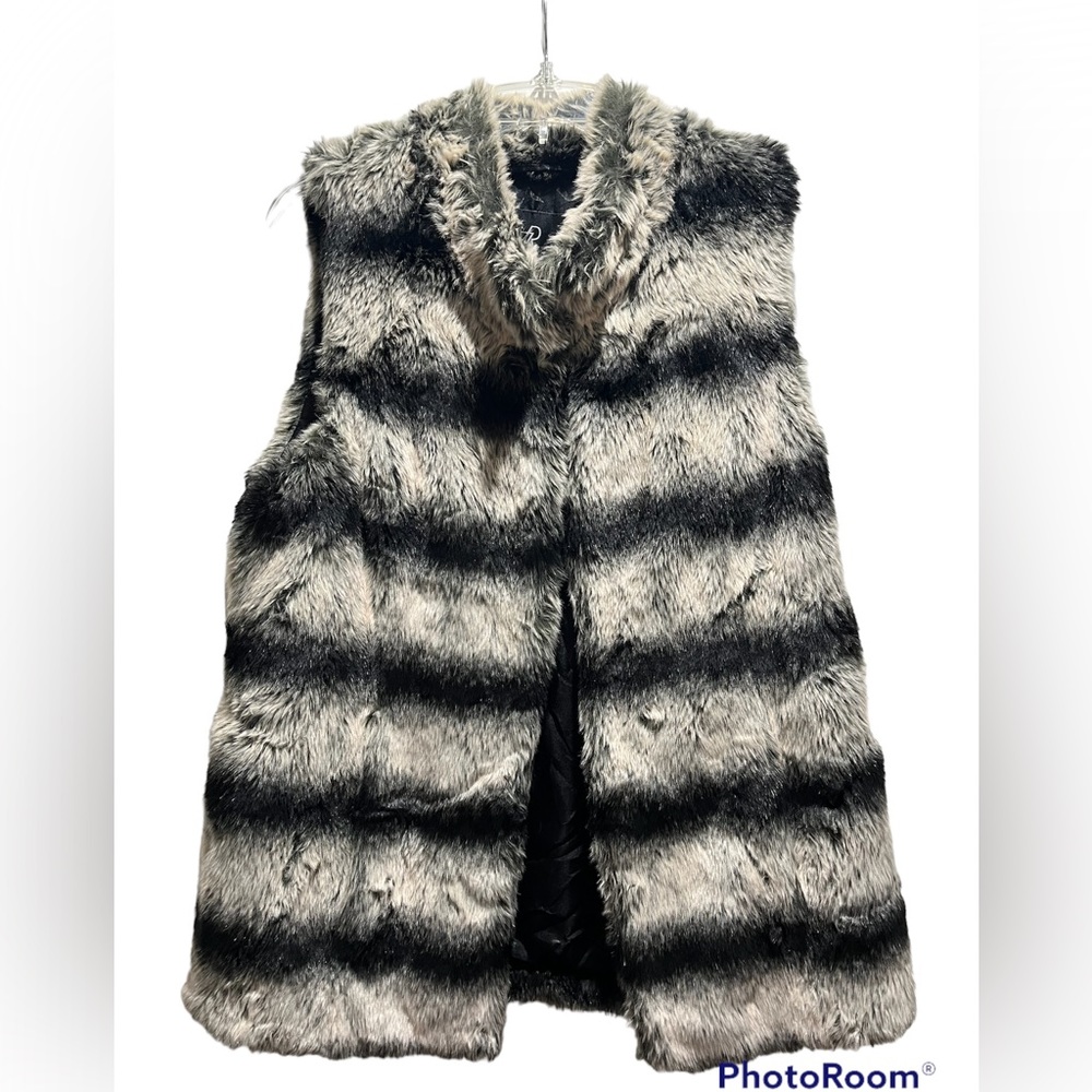 Rachel Zoe faux fur striped vest size M
